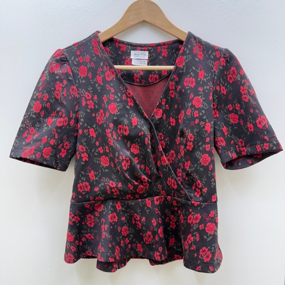 Meadow Rue Anthropologie Floral Peplum Top Wrap Blouse Sz SmRed Rose‎ Forrest